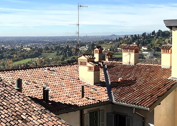 Loft With A View In The Heart Of Citta Alta Lägenhet Bergamo